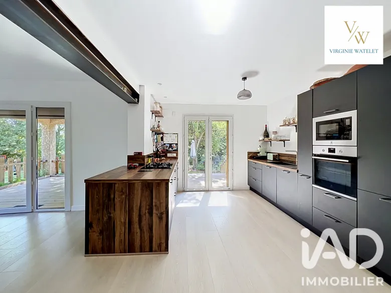 Maison 7 pièces 180 m² · à Cazilhac · 180 m² · 385 000 €
