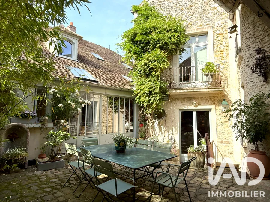 Maison à Montfort-l'Amaury (78490) photo 3