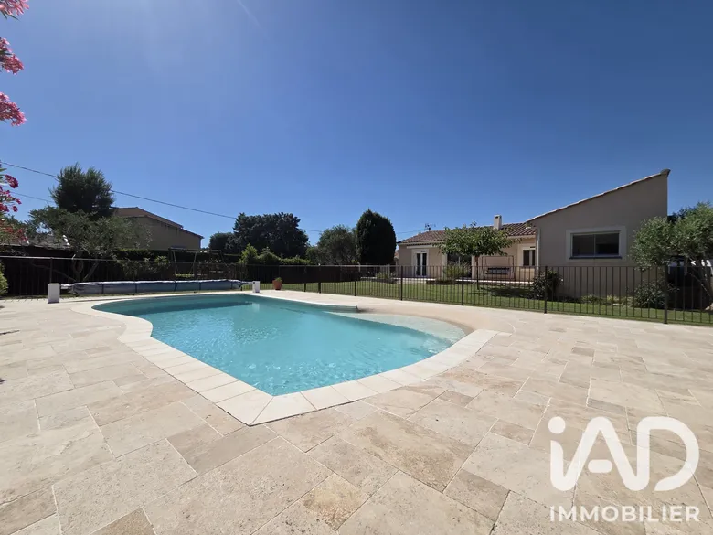 Maison 5 pièces 165 m² · à Entraigues-sur-la-Sorgue · 165 m² · 550 000 €