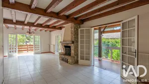 Traditional house in Biscarrosse-Plage (40600)