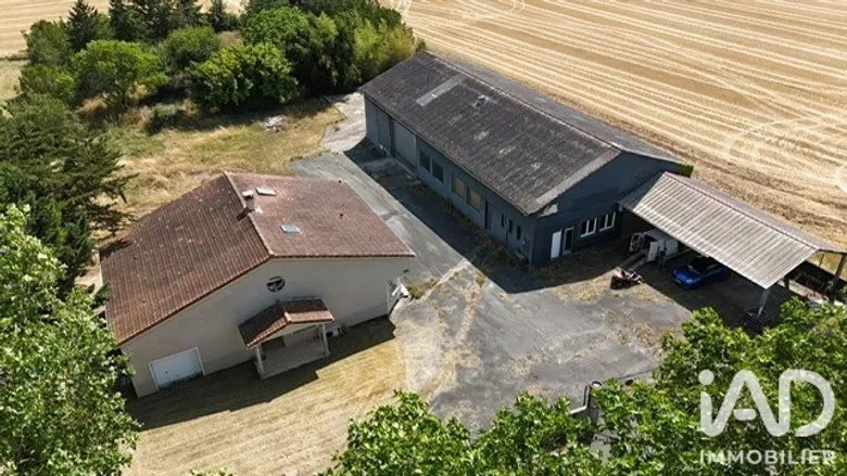Maison 7 pièces 179 m² · à Bernay-Saint-Martin · 179 m² · 251 000 €