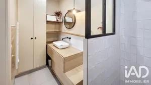 Apartment in Montrouge (92120)