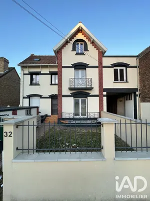 Immeuble à Annay (62880)