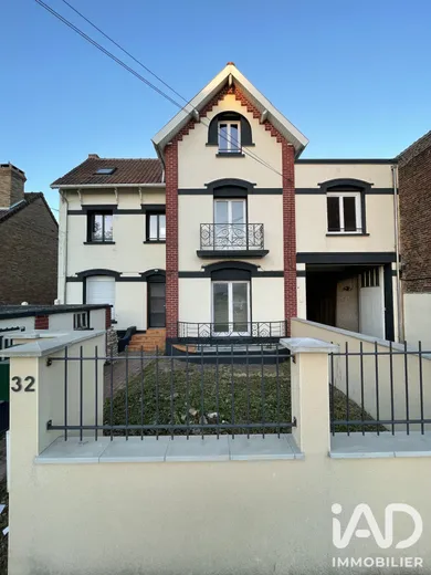 Immeuble à Annay (62880)