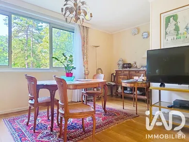 Apartment in Marly-le-Roi (78160)