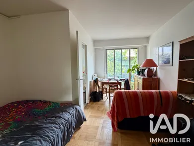 Studio à Neuilly-sur-Seine (92200)