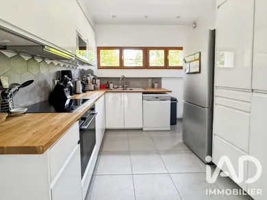 Apartment in Saint-Cloud (92210)