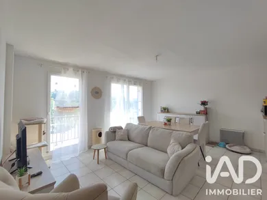 Apartment in Lachapelle-aux-Pots (60650)
