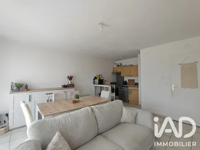 Apartment in Lachapelle-aux-Pots (60650)