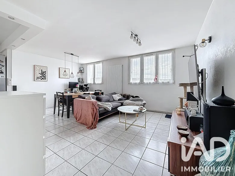 Appartement 3 pièces 64 m² · à Livry-Gargan · 63,7 m² · 169 000 €