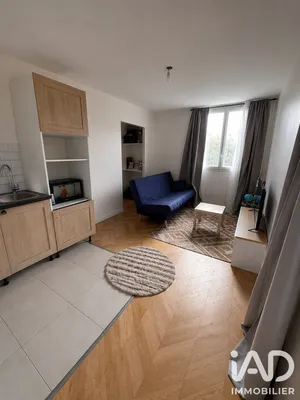 Apartment in Les Ulis (91940)