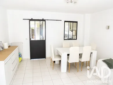 Townhouse in Maurepas (78310)