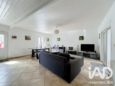 Village house in Mauves-sur-Loire (44470)