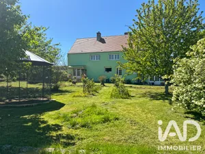 Maison de campagne à Les Vallées de la Vanne (89320)