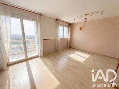 Appartement à Palaiseau (91120)