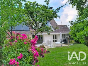 Maison traditionnelle à Cernay-la-Ville (78720)