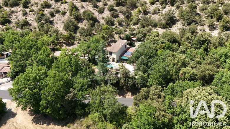 Maison 5 pièces 114 m² · à Le Castellet · 113,8 m² · 361 000 €