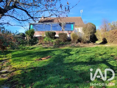House in La Tagnière (71190)