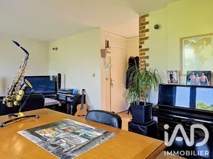 Apartment in Brie-Comte-Robert (77170)