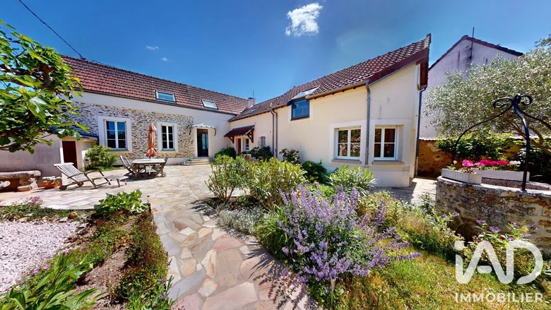 Maison 7 pièces 190 m² · à Vaux-le-Pénil · 190 m² · 460 000 €