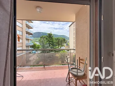 Appartement à Millau (12100)