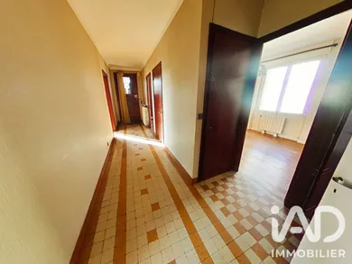 Traditional house in Lagarrigue (81090)