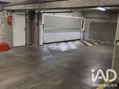 Parking à Tours (37000)
