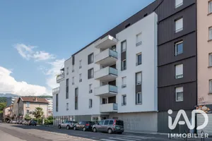 Apartment in Saint-Martin-d'Hères (38400)