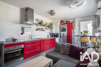 Apartment in Saint-Martin-d'Hères (38400)