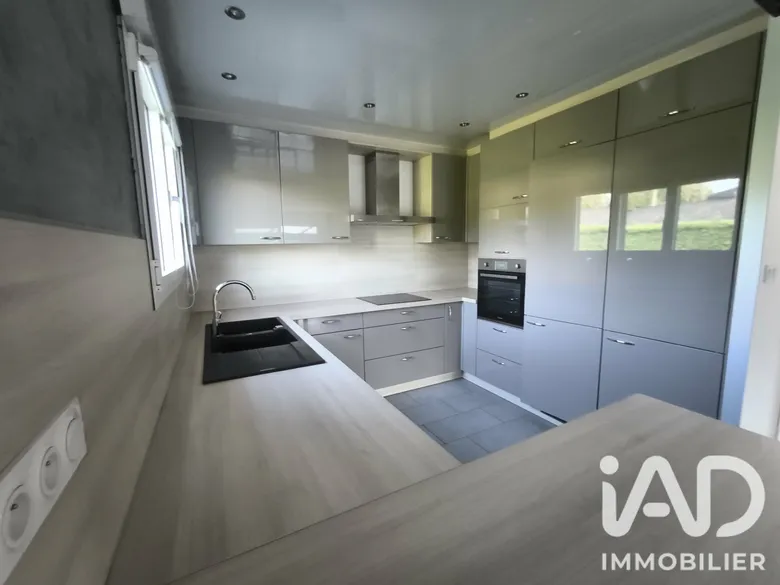 Maison 5 pièces 96 m² · à Petite-Forêt · 96,5 m² · 195 000 €