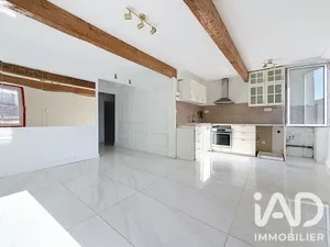 Appartement à Saint-Zacharie (83640)