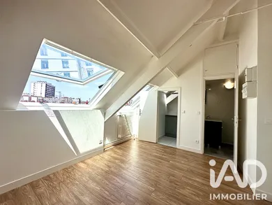 Studio à Paris (75017)