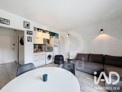 Apartment in Reims (51100)