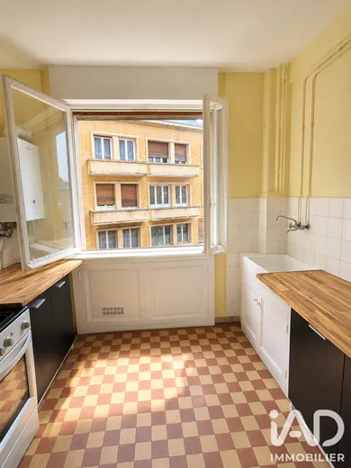 Apartment in Sedan (08200)