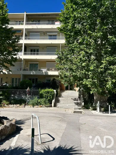 Appartement à Toulon (83100)