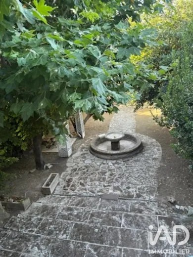 Townhouse in Carpentras (84200)