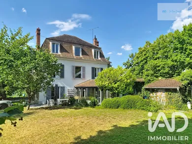 Maison à Le Coudray-Montceaux (91830)