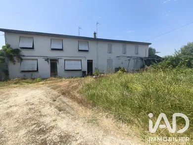 Maison de campagne à Saint Martin de Puy (33540)