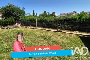 Terrain à bâtir à Houdan (78550)