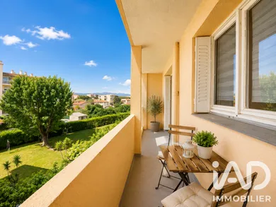 Appartement à Fréjus (83600)