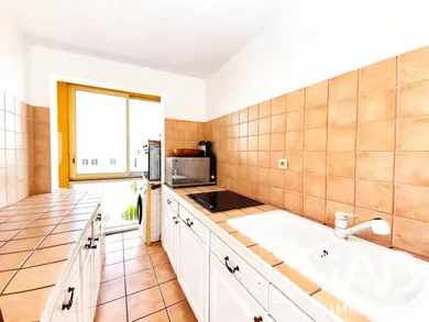 Appartement à Fréjus (83600)