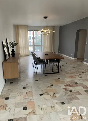 Apartment in Fontainebleau (77300)