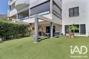 Apartment in Bormes-les-Mimosas (83230)