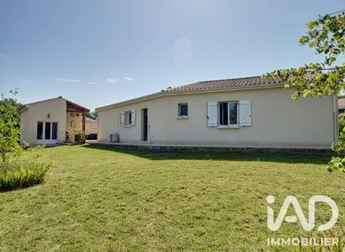 Maison à Mornac (16600)