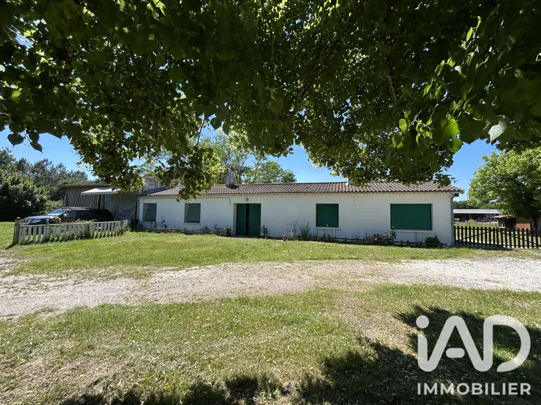 Maison 8 pièces 182 m² · à Vendays-Montalivet · 182 m² · 315 000 €