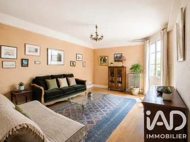 Apartment in Boulogne-Billancourt (92100)