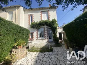 Townhouse in Cholet (49300)