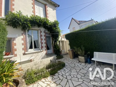 Townhouse in Cholet (49300)