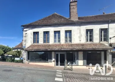 Townhouse in Briare (45250)