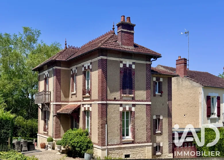 Maison 5 pièces 107 m² · à Deux Rivières · 107 m² · 215 000 €